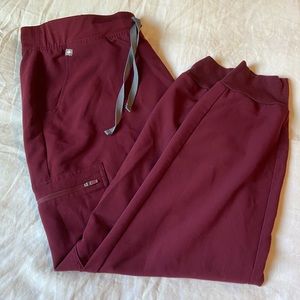 FIGS Zamora jogger size XL/P burgundy